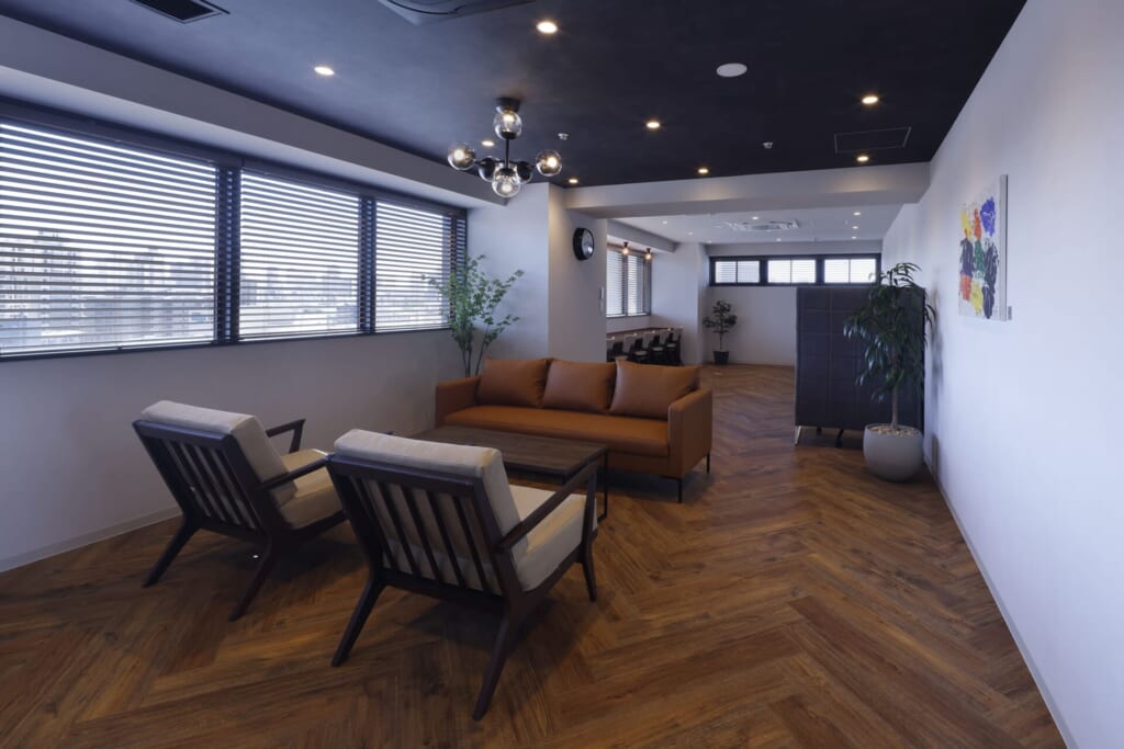 ドーミー大阪京橋_スカイラウンジ